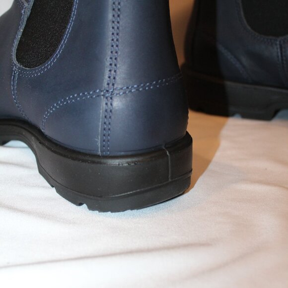 BLUNDSTONE MEN'S 2246 LEATHER CHELSEA BOOTS WATER RESISTANT NAVY BLUE - Picture 5 of 8